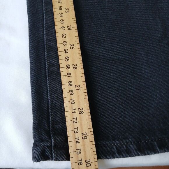 Levi's Woman's '94 Baggy Wide Leg Black Jeans 26X31 NWT Vintage Retro Inspired - Picture 8 of 9